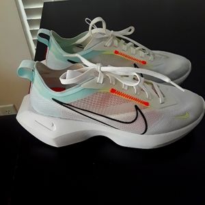 Nike Vista Lite
